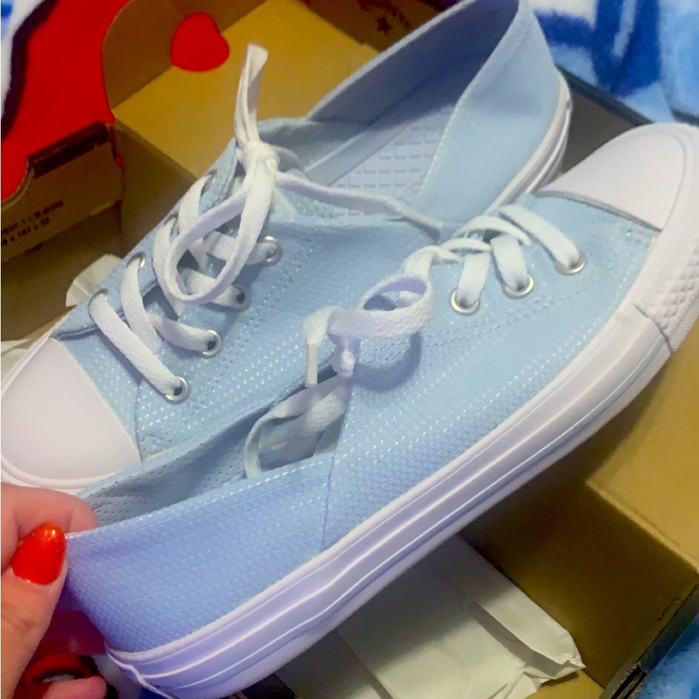 Very cute baby blue Converse slip ons